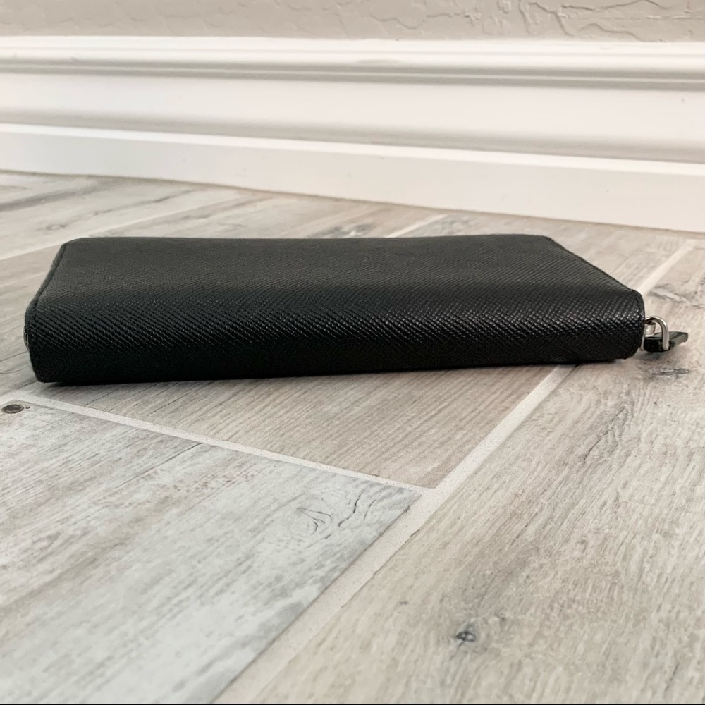 Prada Black Saffiano Leather XL Organizer Wallet - Picture 4 of 12